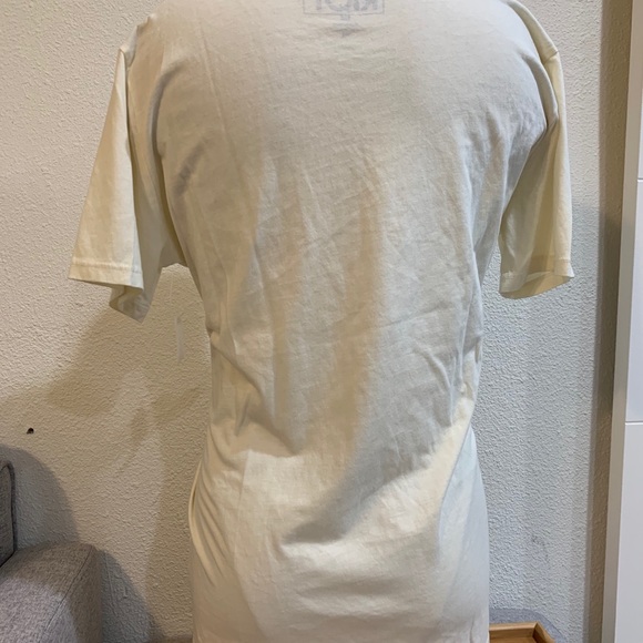 Men’s T-shirt - Picture 2 of 3